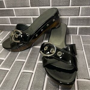 Stuart Weitzman wood block heel buckle sandals